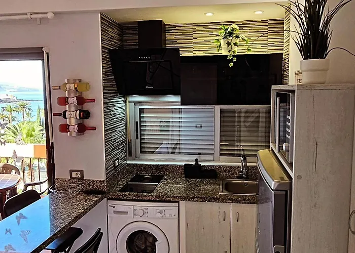 Apartment Con Vista Al Mar *